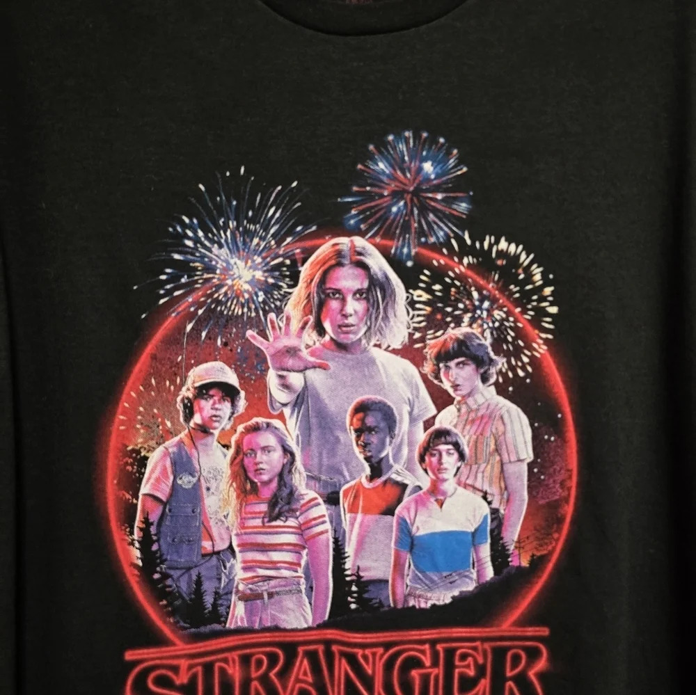 Netflix Stranger Things Tshirt Black Sz Lg - Picture 3 of 4